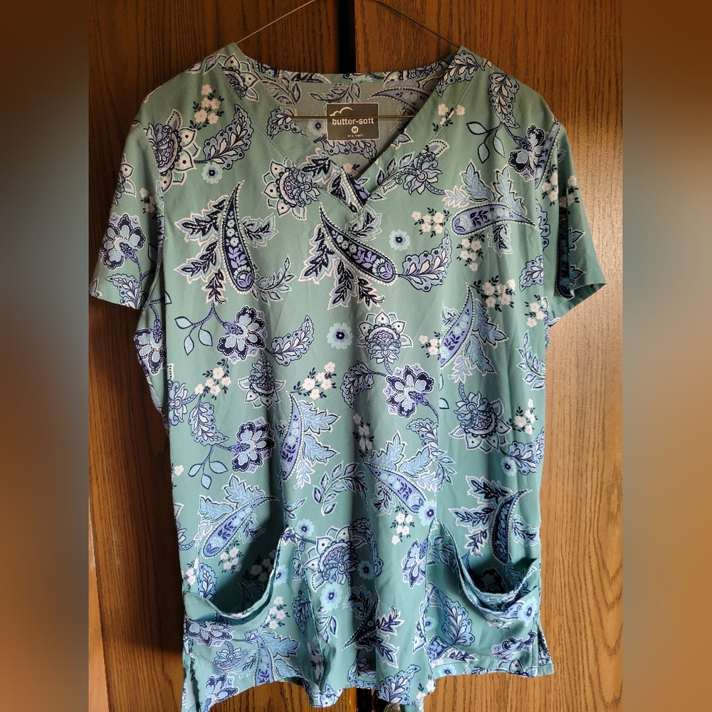 Women's Buttersoft Scrub top
